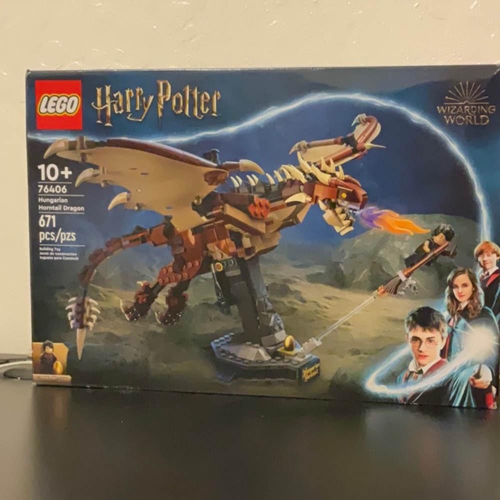 Harry potter “Hungarian Horntail Dragon” Lego set